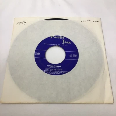 45 ОБ/МИН «TOMMY HAWK/I'M GLAD THERE IS YOU» СЕКСТЕТ CHET BAKER 1954 - Изображение 1 из 4