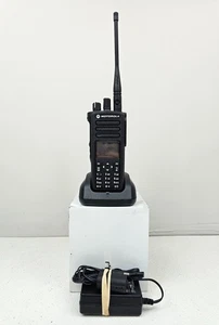 Motorola TRBO XPR7550E XPR 7550E UHF 403-512 MHz 1000 Channel 4 Watt (Enabled) - Picture 1 of 7
