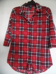 Camisa de franela rue21 manga larga a cuadros botón delantero juniors talla mediana M  - Imagen 1 de 3