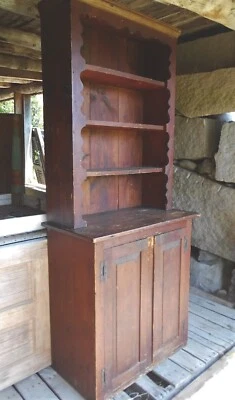 СТАРИННЫЙ МЕЙН СТРАНЫ ЗУБЧАТЫЙ ВЕРХНИЙ ШАГ НАЗАД БУФЕТ - Изображение 1 из 4