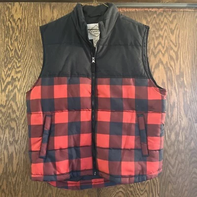 St. Johns Bay Blk/red Plaid Puffer Vest Men's Size L New - Image 1 of 3