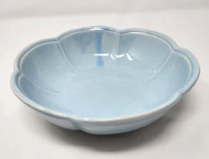 Vintage McCoy Pottery 7528 Light Blue Petal Shaped Serving Bowl - Picture 1 of 5