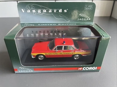 Vanguards 1:43 VA08614 Jaguar XJ 12 Series 1 Silverstone Fire Tender - Bild 1 von 4