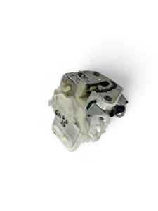 SUBARU IMPREZA Sedan GR Türschloss 61032FG250 28648032 - Picture 1 of 9