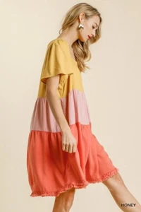 Mini Vestido Umgee Colorblock Manga Corta Flecos Dobladillo en Miel/Rosa Talla S - Imagen 1 de 2