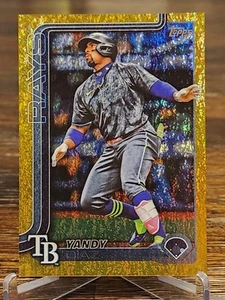 2025 Topps Series 2 Yandy Diaz #402 Gold Foilboard 19/50 - Tampa Bay Rays - Picture 1 of 2