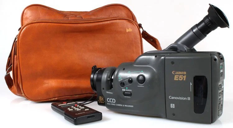 CANON E51 CANONVISION 8 CAMCORDER 8MM W/CASE FOR PARTS - Image 1 of 1