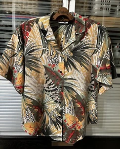 Vintage Caribou Shirt Womens L  Button Up Hawaiian Jungle Print USA Made - Picture 1 of 6