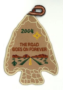 USA BOY SCOUTS OF AMERICA - ORDER OF ARROW THE ROAD GOES ON FOREVER 2004 PATCH - Bild 1 von 2