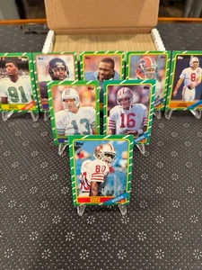 Juego completo de 396 cartas Topps Football 1986 (Rice, Young, White, Smith RC, Payton) - Imagen 1 de 17