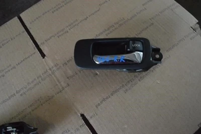 1990 1991 1992 1993 1994 LEXUS LS400 MAÇANETA DA PORTA TRASEIRA DIREITA DO PASSAGEIRO - Imagem 1 de 4