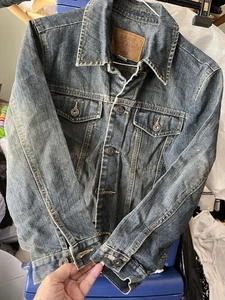 OLD NAVY ORIGINAL FADE DESIGN CLASSIC EVERYDAY COMFY COOL TRUCKER JEANS JACKET M - Picture 1 of 6