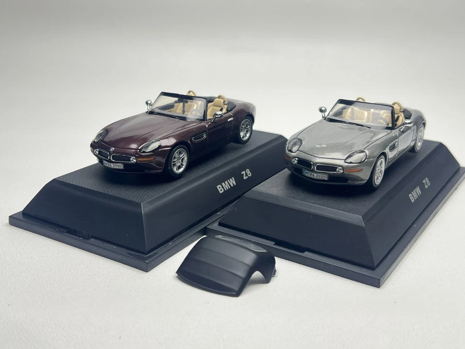 1/43 JADI BMW Z8 With Canopy Die-casting Model Car - Image 1 of 3