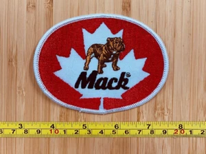 Mack Truck Patch Vintage NOS Concessionaria Cabina Trattore Rimorchio Trasporto anni 80 - Foto 1 di 2