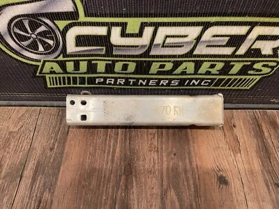 Mercedes Benz C63S AMG 2015 radiador inferior derecho núcleo soporte amortiguador OEM W205 Foto 1 de 4