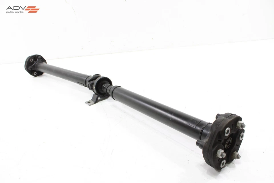 2020 - 2024 CHEVROLET CAMARO RWD REAR DRIVE SHAFT DRIVESHAFT PROPELLER OEM - Image 1 of 4