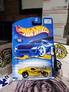 👓Hot Wheels 2001 #186🔥Rodger Dodger esmalte amarillo⭐Ruedas cromadas de 5 radios - Imagen 1 de 7