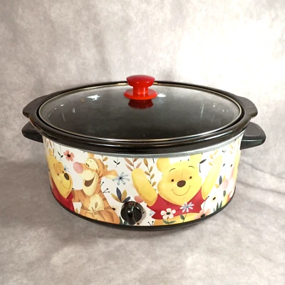 Winnie the Pooh Walt Disney RARE 7 Qt Slow Cooker Crock Pot w/ Tigger & Piglet - Image 1 of 4