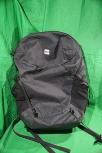 MEC Recco Enabled Trail 30 Lightweight Hiking Backpack Grey - Imagen 1 de 7