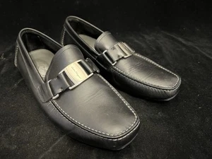 SALVATORE FERRAGAMO - Mocasín de conducción cuero negro EEE de EEE de EEE - Imagen 1 de 12