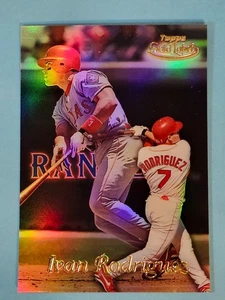 1999 Topps Gold Label Class 3 Ivan Rodriguez Texas Rangers #39 - Picture 1 of 2