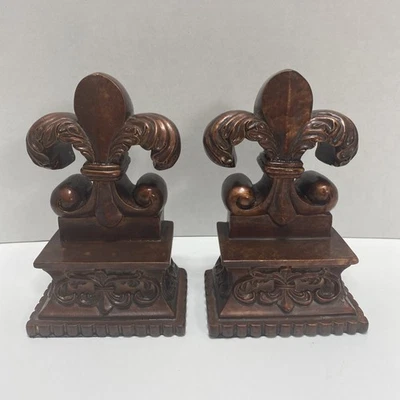 Sujetalibros pedestal de resina Fleur De Lis de 7" de alto oficina hogar Foto 1 de 4