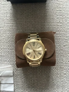 Michael Kors Ladies Gold Watch. Used. - Picture 1 of 6