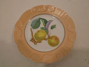 Mottahedeh Peach Fruit and Tree Branch VA 1824 Portugal 7.75 Inch Plate - Picture 1 of 2