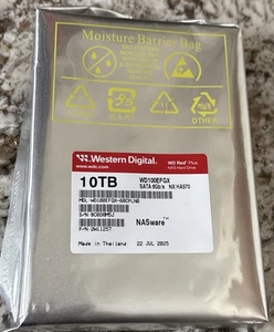 Western Digital WD 10TB Red Plus NAS SATA HDD Internal Hard Drive HDD-WD100EFGX - Picture 1 of 3