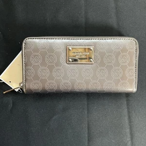 Billetera Michael Kors Jet Set gris claro metálico con cremallera continental nueva con etiquetas - Imagen 1 de 5