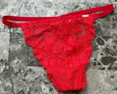 NUEVO CON ETIQUETAS TANGA VICTORIAS SECRET ROSA ROJO FLORAL ENCAJE V ROJO PICANTE SAN VALENTÍN  Foto 1 de 4