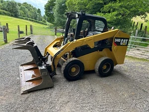 CAT skid steer 246D / 2019 / hydraulic grab / skidsteer/ bobcat - Picture 1 of 15