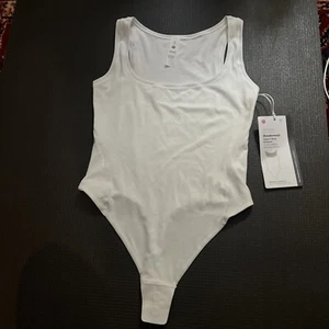 Lululemon WUNDERMOST SQUARE NECK BODYSUIT White SZ XS NWT - Picture 1 of 12