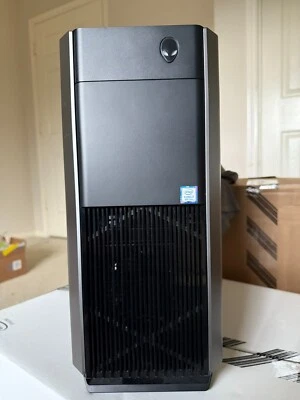 Alienware Aurora R7 REFRIGERACIÓN LÍQUIDA Intel i7-8700k @3,2 GHz 16 GB 500 GB M2 WIN 11 Foto 1 de 4