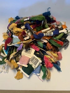 DMC Embroidery Thread Huge Lot Over 140 Skeins Various Colors - Picture 1 of 2