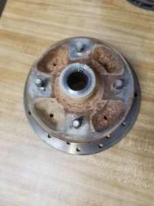 Yamaha Wolverine Viking 700 850  Rear Front Hub Assembly 2MB-F510D-02-00 Hub - Picture 1 of 4