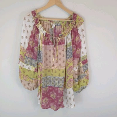 Blusa para mujer Cato con estampado de retazos escote con volantes bohemia talla 18/20W Foto 1 de 4