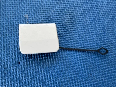 2010 2011 Mercedes ML350 ML450 Used Rear Bumper Tow Hook Cap White Trim - Image 1 of 4