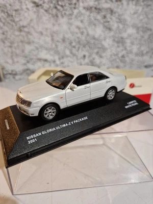 1/43 J COLLECTION NISSAN GLORIA ULTIMA Z V PACKAGE 2001 - Photo 1/4