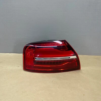 15-18 AUDI A8 S8 EXTERIOR IZQUIERDO CONDUCTOR LED LUZ TRASERA LÁMPARA 4H0945095J OEM Foto 1 de 4