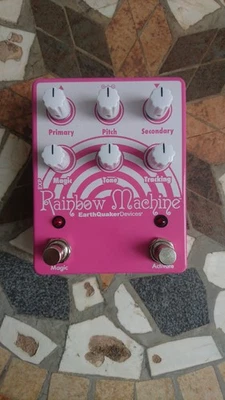 Earthquaker Devices Rainbow Machine Gitarreneffekt Effektpedal Pitchshifter - Bild 1 von 4