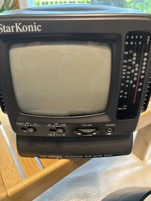 StarKonic BTV 5511 5.5" Black & White Television Video Monitor with AM/FM Radio - Image 1 of 4