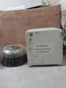 1 cup brush twist knot ht b50409 4xm22 hole new - Picture 1 of 2