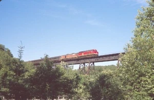 CN 104 F-40PH #632 BELLEVUE ON(CANADIAN NATIONAL) ORIGINAL SLIDE 07-04-14 T14-3 - Picture 1 of 1