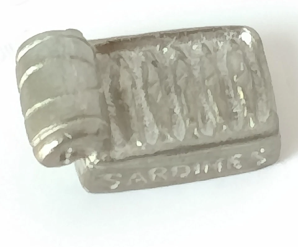 Cat-opoly Sardines Can Token Monopoly Replacement Piece Part Cat Metal Miniature - Image 1 of 1