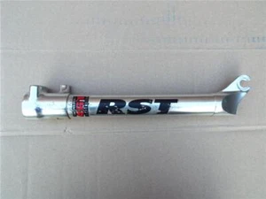 RST 461 - R/H - FORK LEG LOWERS SLIDER - RIM BRAKES ONLY - SILVER ALLOY - MTB - Picture 1 of 2