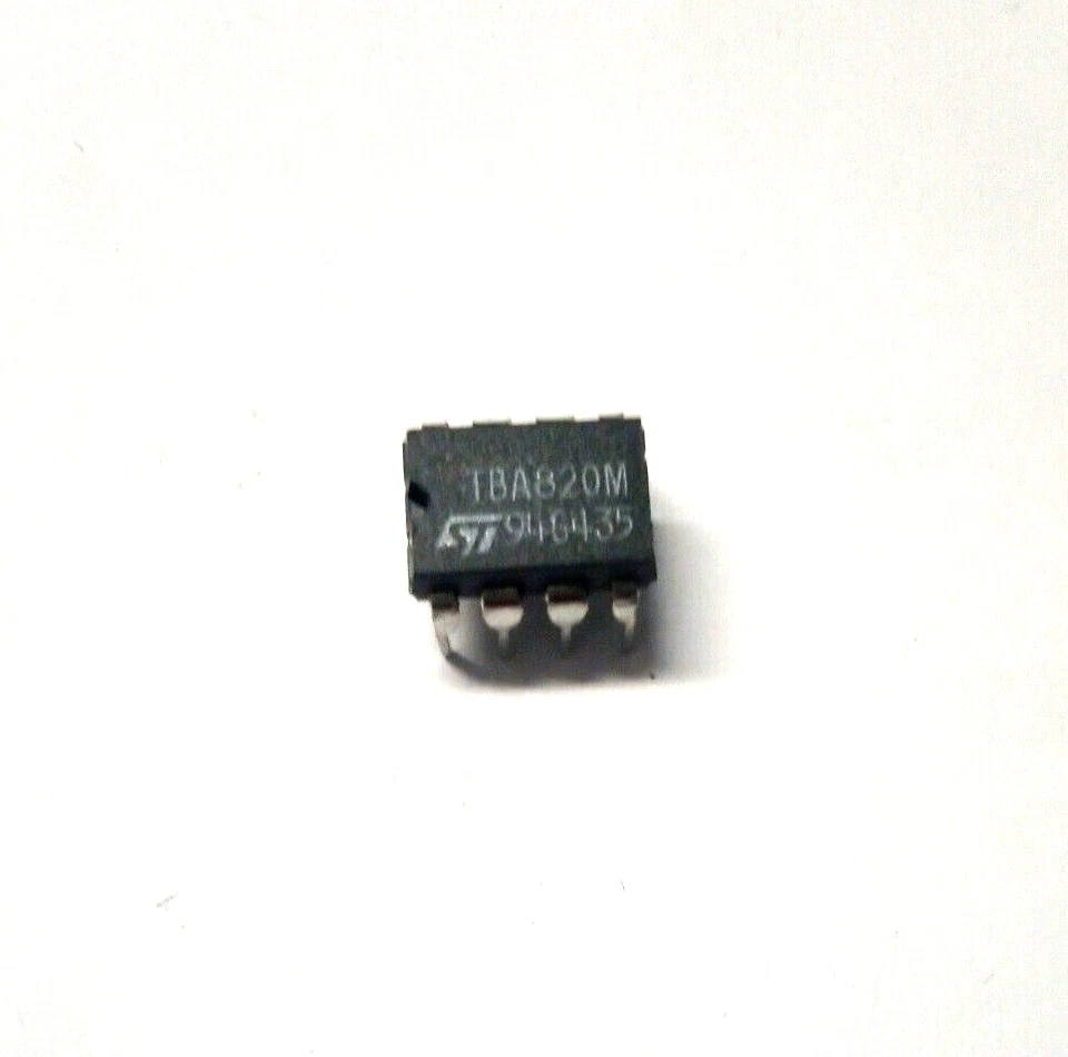 STMICROELECTRONICS 2X TBA820M ST MICROELECTRONICS CIRCUITO INTEGRATO DIP8 N.2 PZ.