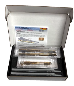 N Scale Micro Trains 98302260 TTX (2) 89' & (1) 60' Flatcar Set w/Bridge Load - Picture 1 of 4