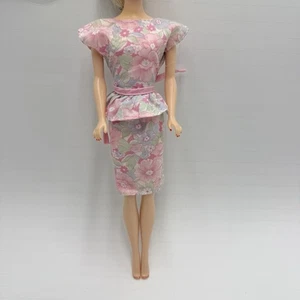 Vintage 1989 Barbie Doll Easy Living Fashions 8594 Flower Dress Pink Mattel - Picture 1 of 5