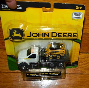 BRAND NEW JOHN DEERE SHELF WEAR AGES 3+ DIE CAST FLATBED TRUCK W/SKIDSTEER 2007 - Picture 1 of 3